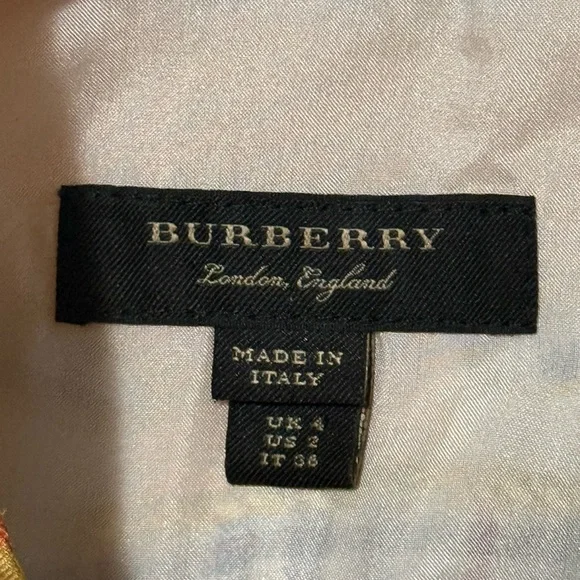 Beautiful Burberry plaid jumpsuit - Picture 14 of 17